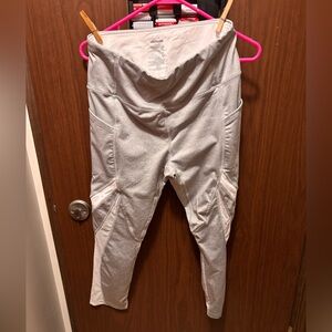 Avia High-Waisted Leggings w/ Pockets